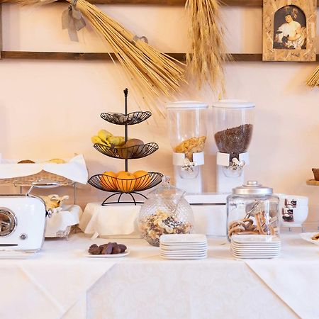 Hotel La Ferte Asti Zewnętrze zdjęcie