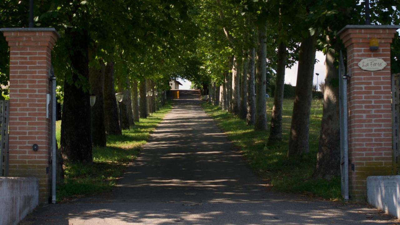 Hotel La Ferte Asti Zewnętrze zdjęcie