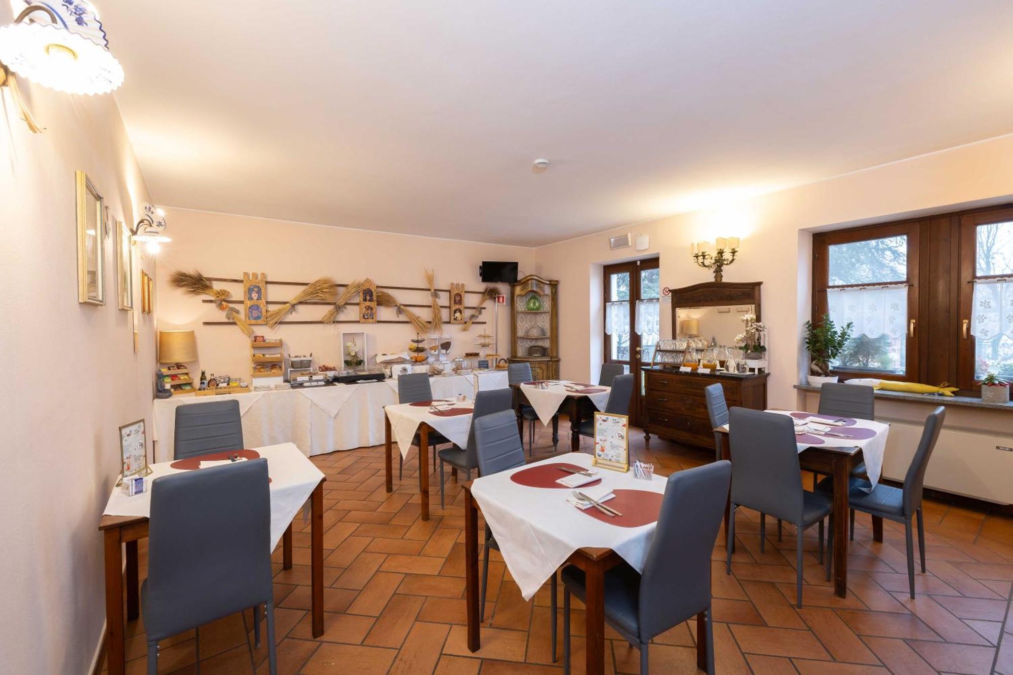 Hotel La Ferte Asti Zewnętrze zdjęcie