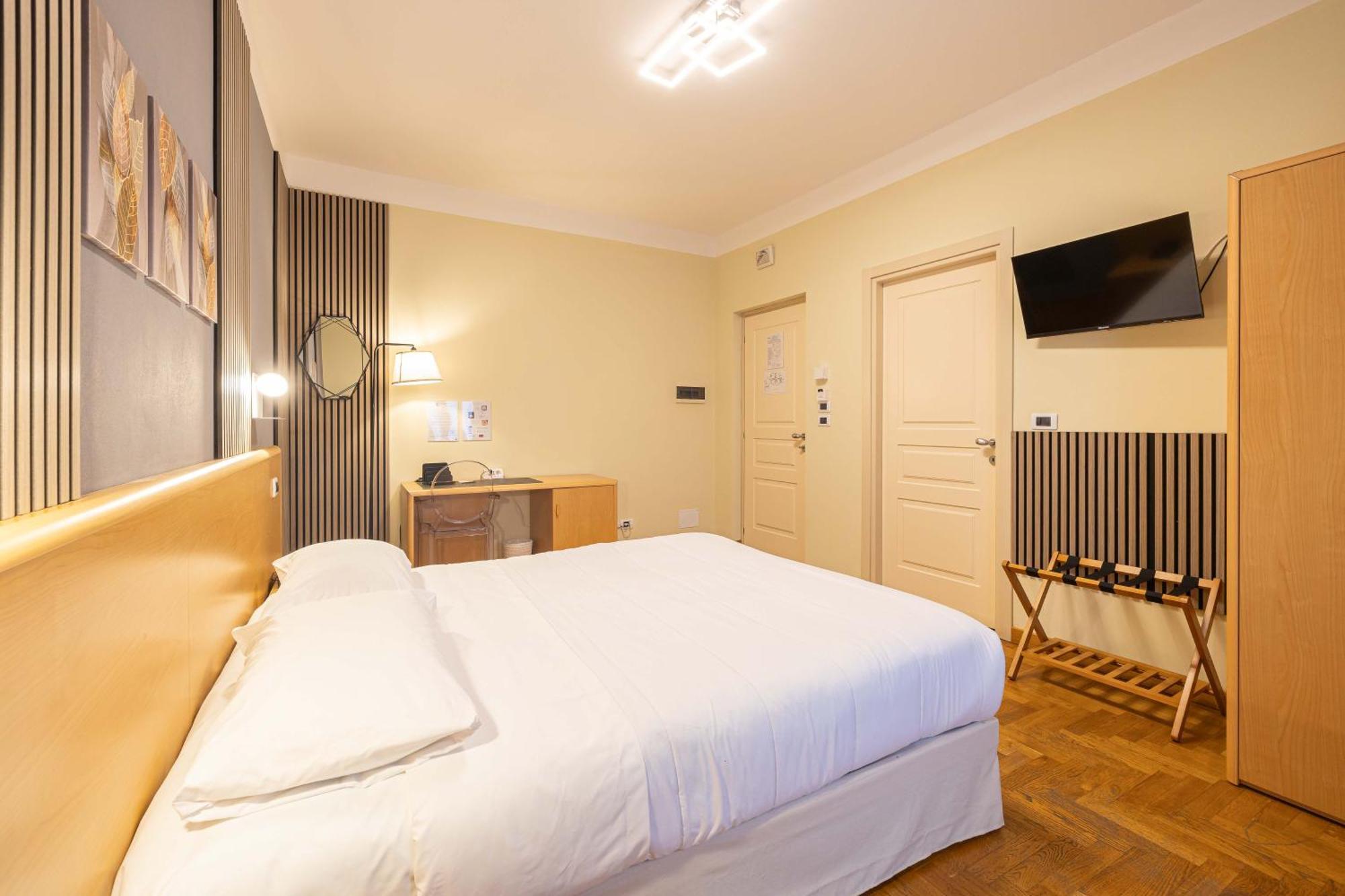 Hotel La Ferte Asti Zewnętrze zdjęcie